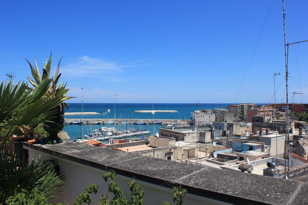 Case Vacanza Arco Sant'Antonio Bisceglie Ruang foto
