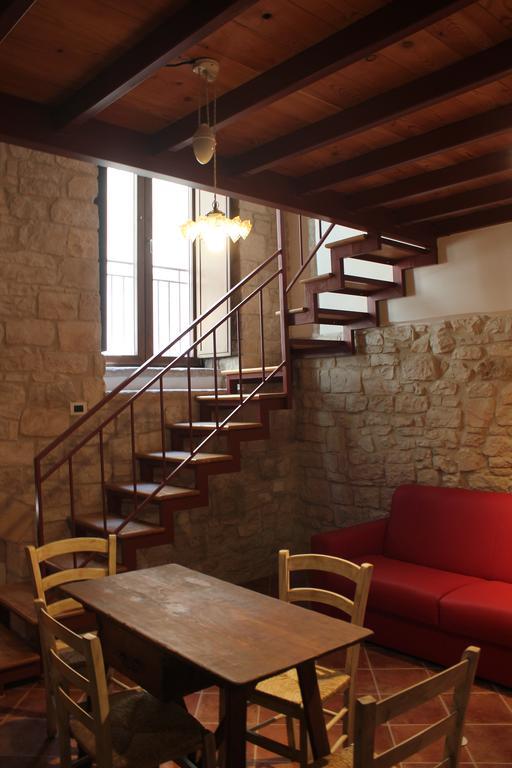Case Vacanza Arco Sant'Antonio Bisceglie Ruang foto